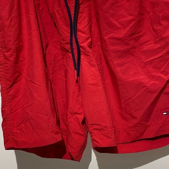 Tommy Hilfiger Men's Red Athletic Drawstring Pockets Activewear Short Size XL - Picture 3 of 12